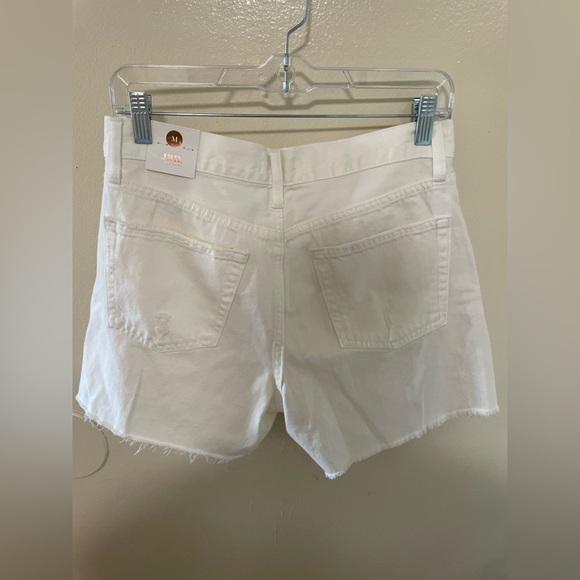 ✨NWT JBD White Denim Distressed Shorts Size M - Picture 11 of 13